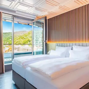 Plaza Premium Otel